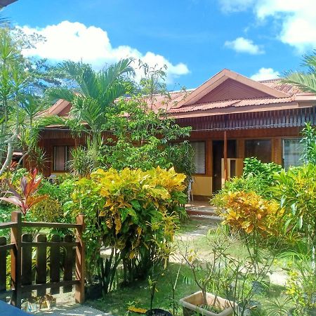 Telesfora Beach Cottage Эль-Нидо Экстерьер фото