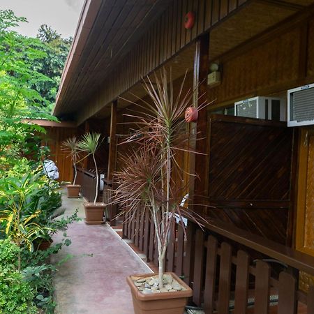 Telesfora Beach Cottage Эль-Нидо Экстерьер фото